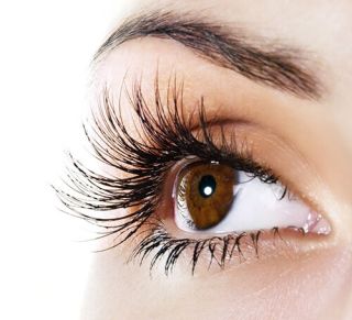 Nieuw bij De Pure Beleving! Eyelashlift met Mrs. lashlift